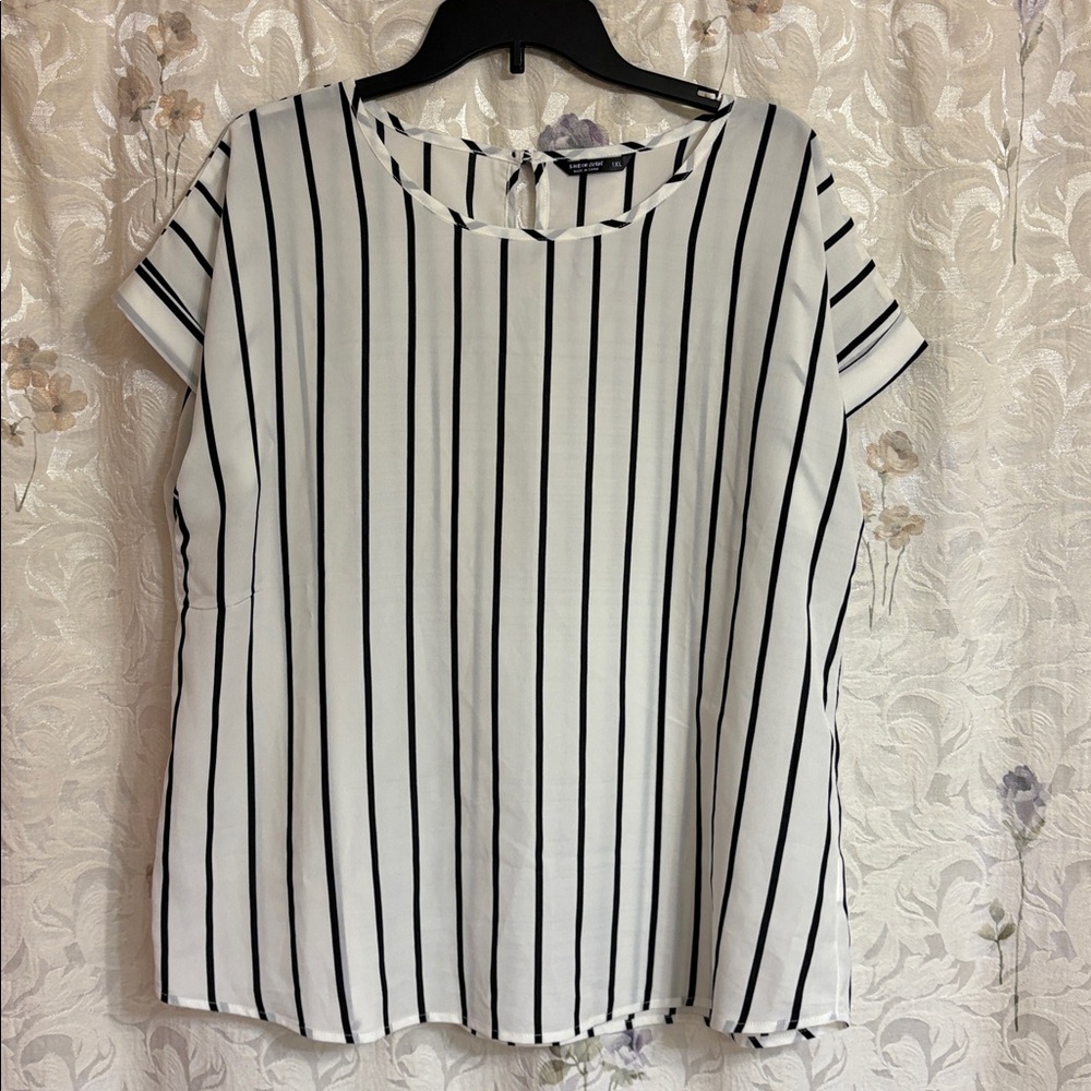 SHEIN Striped Black and White Blouse